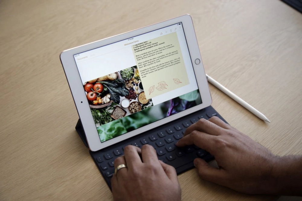 cách dùng máy tính bảng thay laptop
